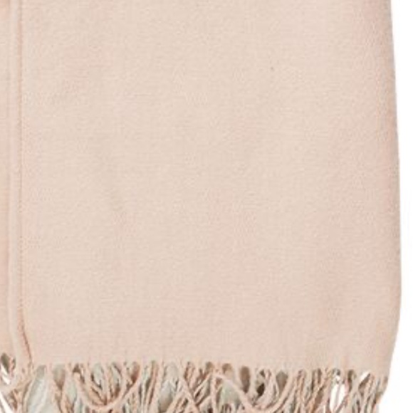 NEW SOIA & KYO Woven Scarfigan with Fringe - Picture 4 of 8